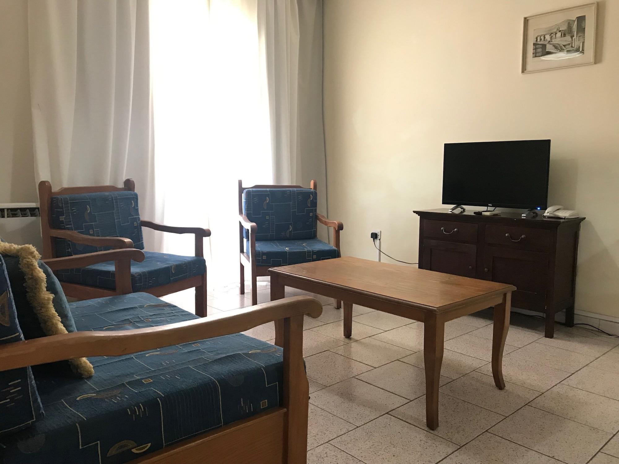 达芙妮酒店式公寓 Paphos 外观 照片