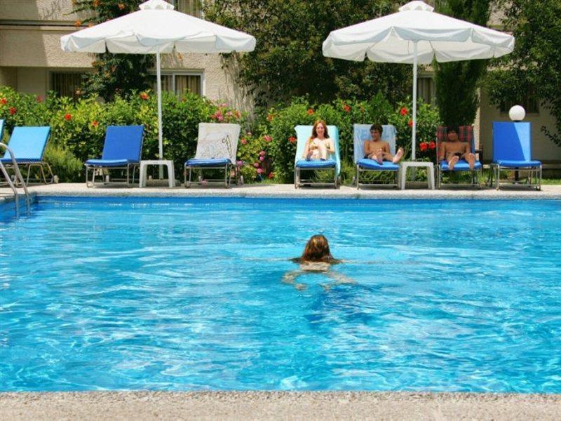 达芙妮酒店式公寓 Paphos 外观 照片