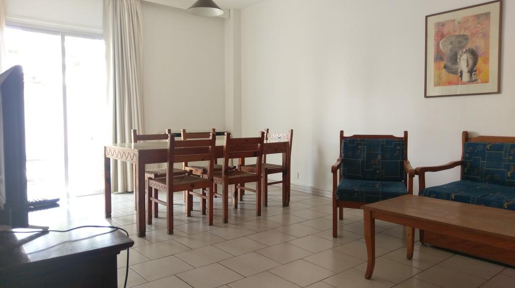 达芙妮酒店式公寓 Paphos 外观 照片