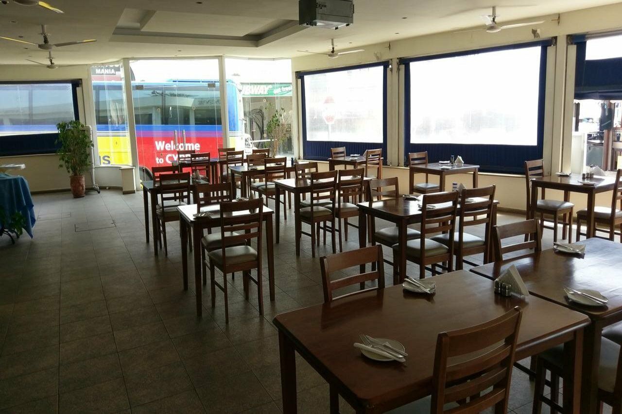 达芙妮酒店式公寓 Paphos 外观 照片